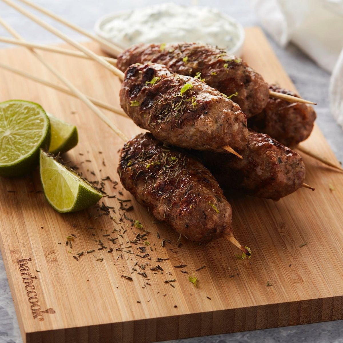 Spicy lamb skewers on the BBQ – Barbecook