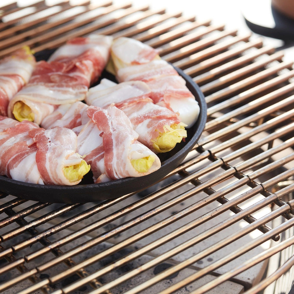 Chicory rolls with bacon on the BBQ