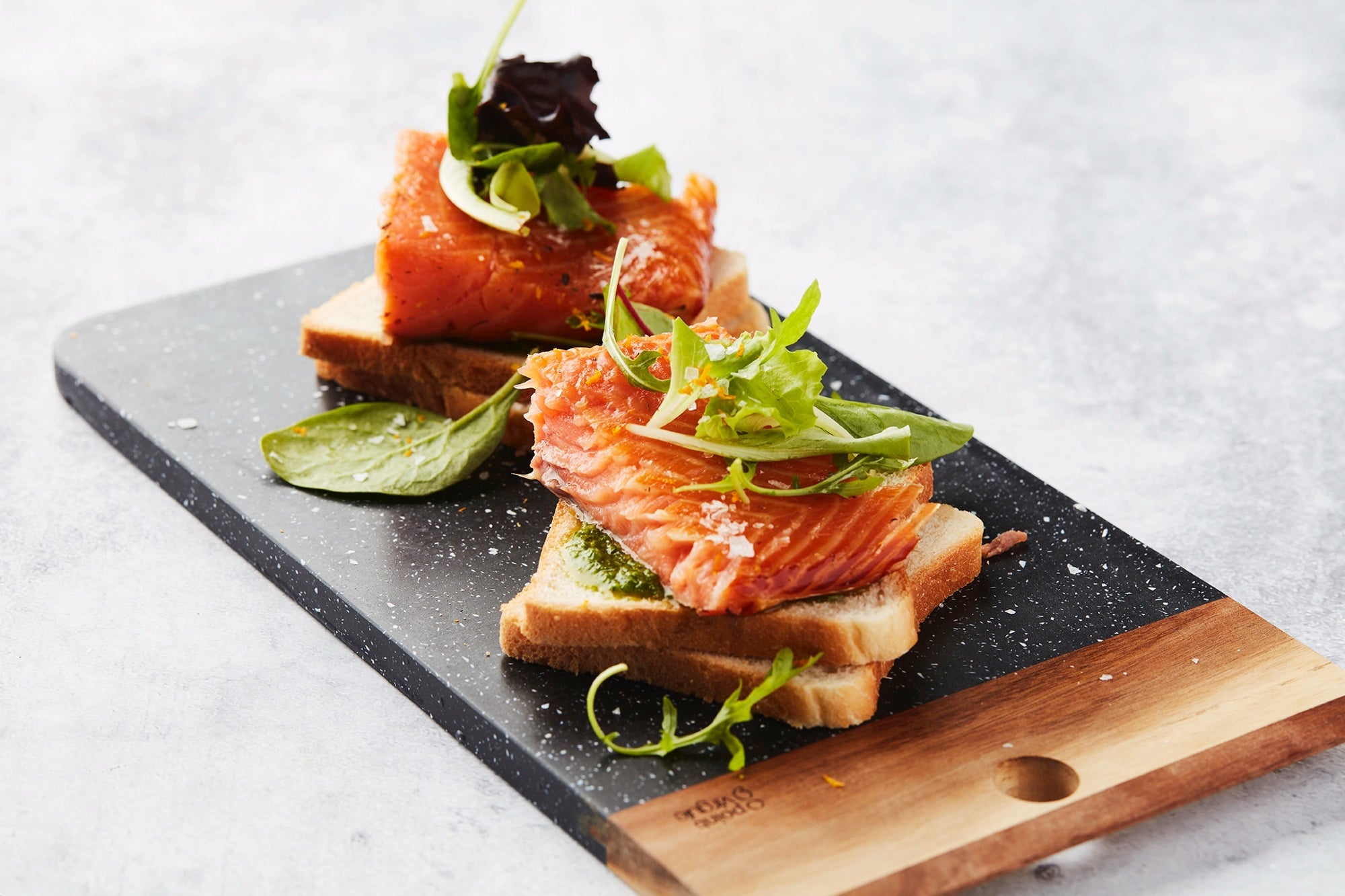 Cold/whiskey smoked salmon