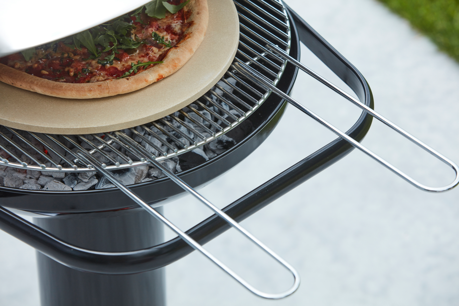Universal pizza stone made of refractory clay