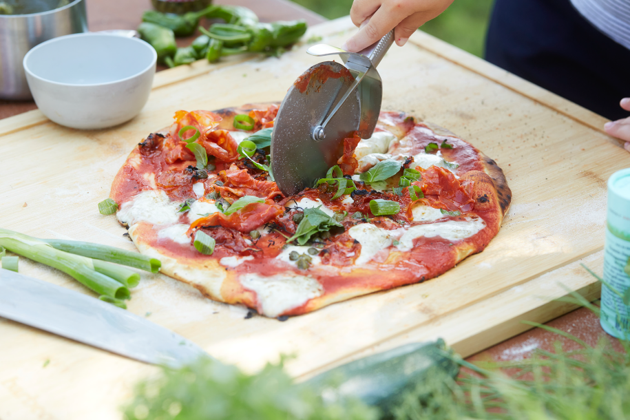 Premium pizza cutter