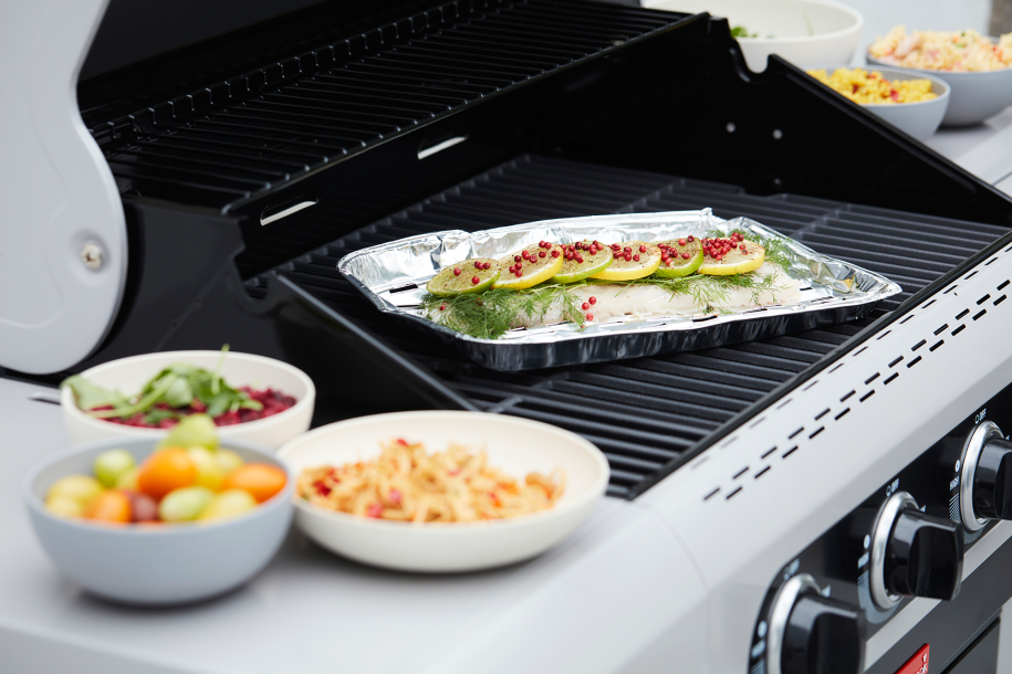 Set of 5 square aluminium barbecue plates